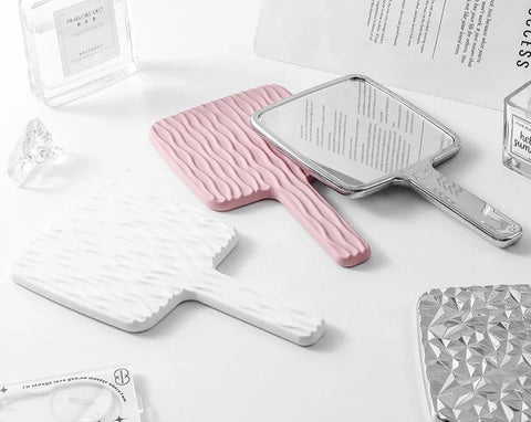 Pink Wavy Mini Handheld Cosmetic Mirror