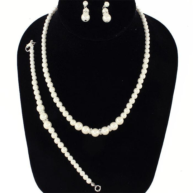 White Pearl Necklace Set