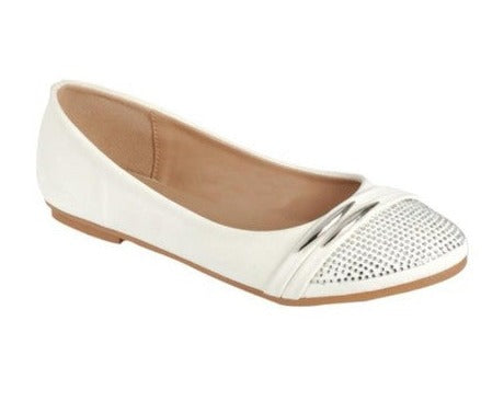 White Cluster Gem Flat